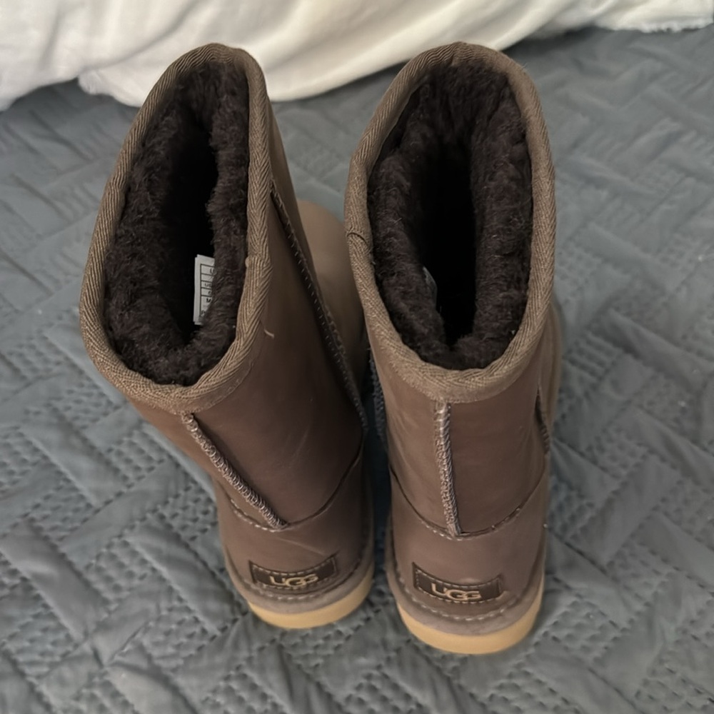 Uggs Brown Excellent Condition. - image 3